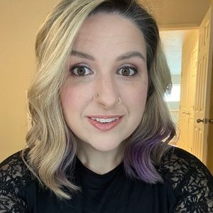 Meet your Posher, Kendra